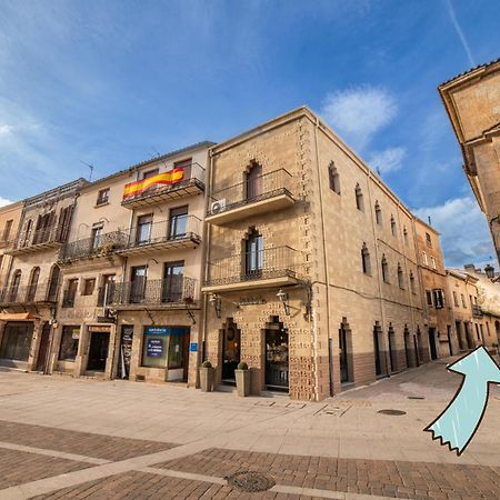 Tu Refugio En La Plaza Mayor Ciudad Rodrigo Exterior photo